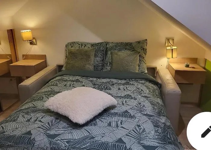 Nice Accommodati On 5 Minutes From The Center