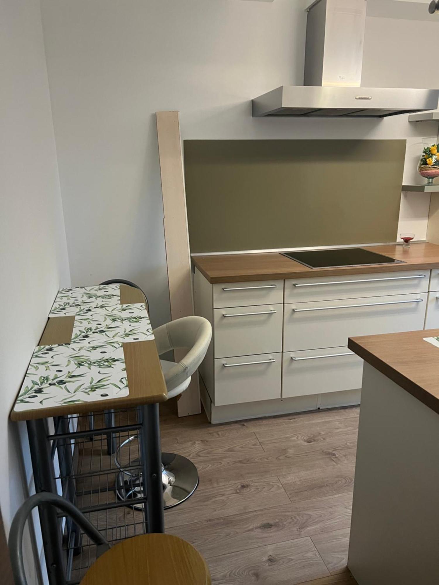 Accommodati On 5 Minutes From The Center Homestay Mechelen